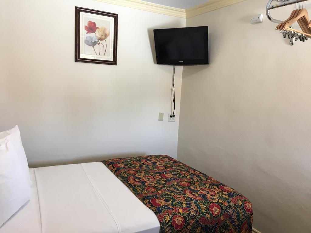 Mayfair Motel Inyokern Exterior photo